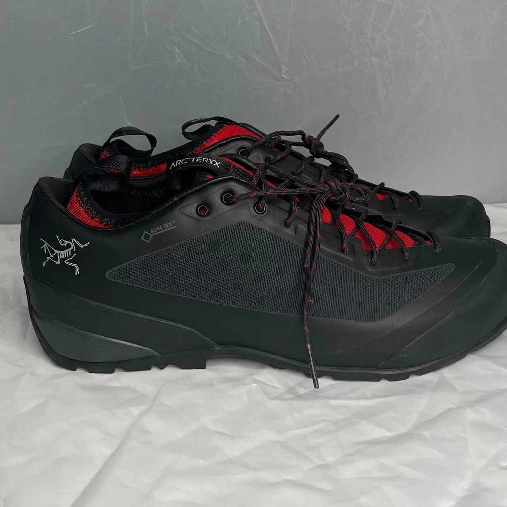 Men’s Arcteryx Shoes - New - Goretex